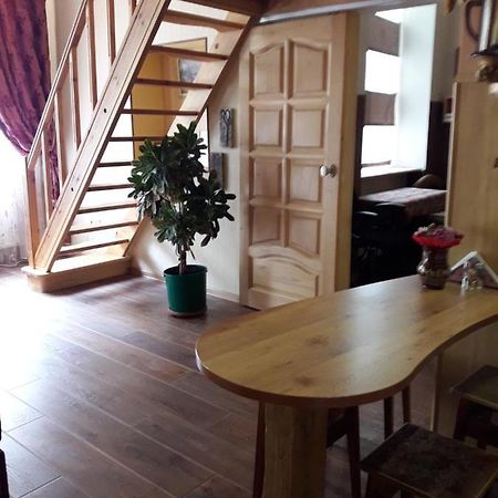 Apartment Na Shevchenka 3 Lviv Buitenkant foto