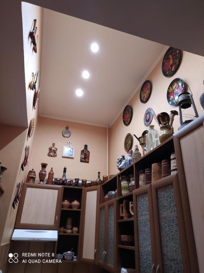 Apartment Na Shevchenka 3 Lviv Buitenkant foto