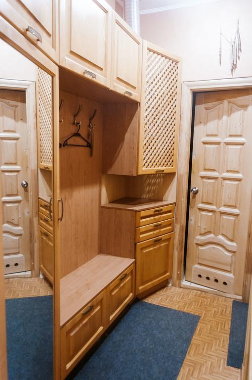 Apartment Na Shevchenka 3 Lviv Buitenkant foto